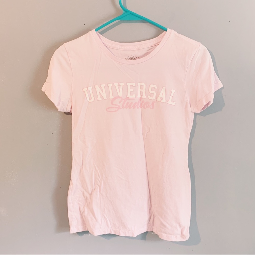Pink universal shirt